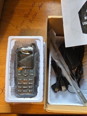 Baofeng UV21 Pro V2 Compact Black Two-Way Radio Handset